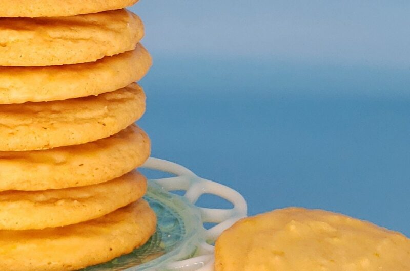 Irresistible Lemon Glazed Cornmeal Cookies