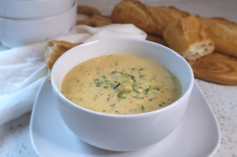 Amazing 30 Minute Smoked Gouda Broccoli Soup