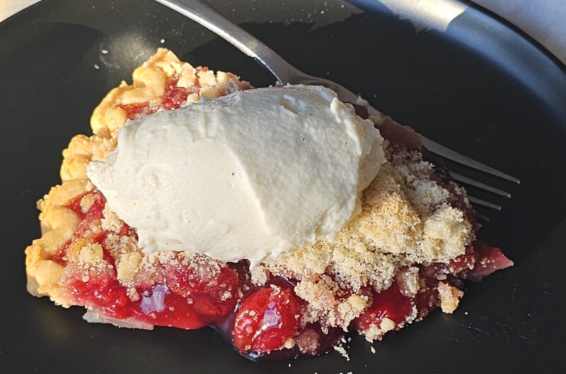 Old Fashioned Tart Cherry Pie